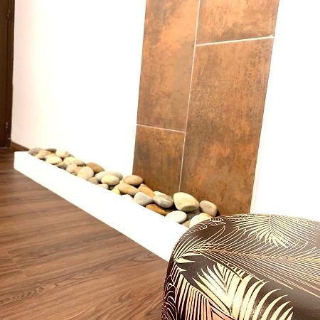 Rose Appartement Manosque Bagian luar foto