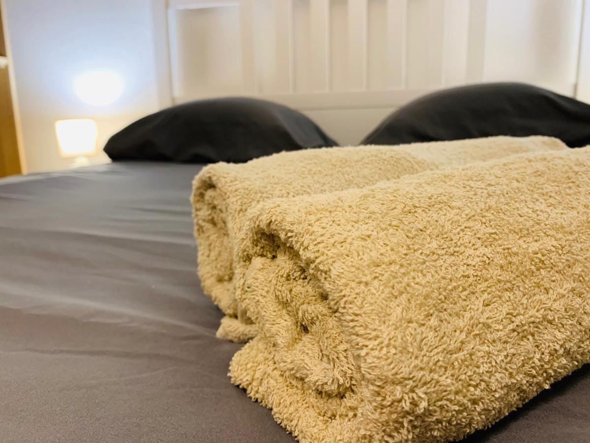 Rose Appartement Manosque Bagian luar foto