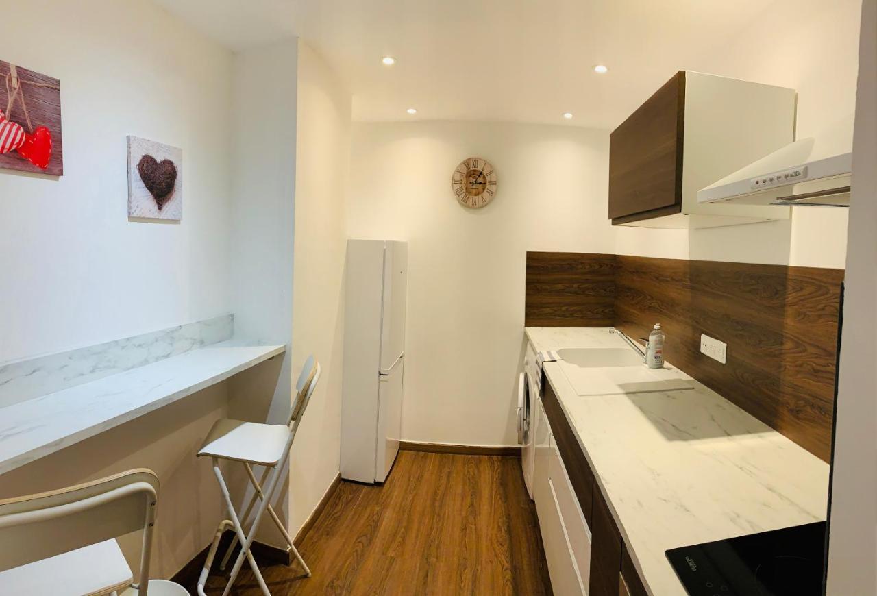 Rose Appartement Manosque Bagian luar foto