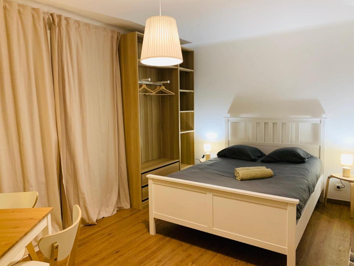 Rose Appartement Manosque Bagian luar foto